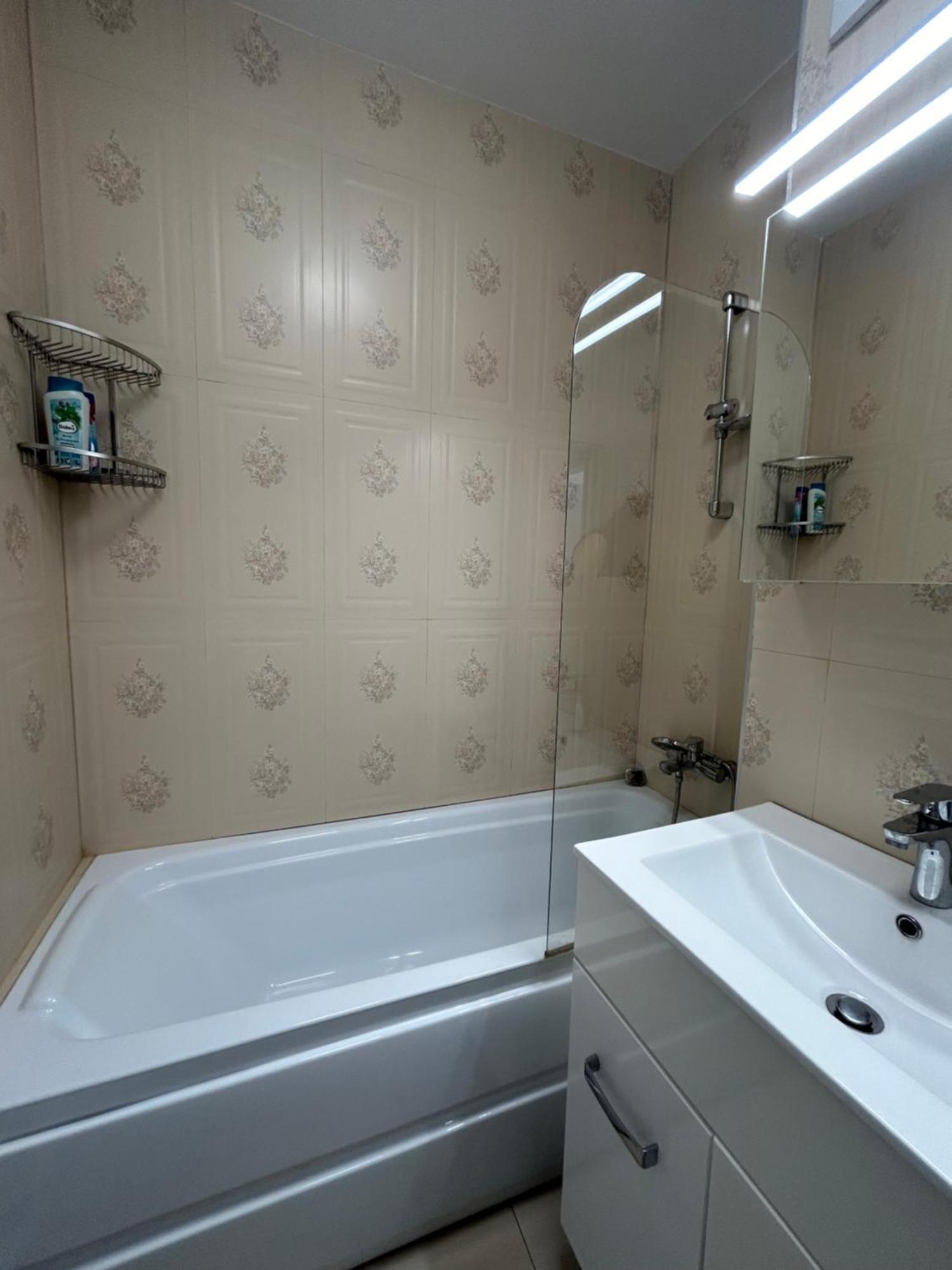 Elegant Studio With City Views - Prime Location - 02 Bucarest Exterior foto